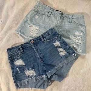 2 ✨ Hollister✨ Mom Shorts